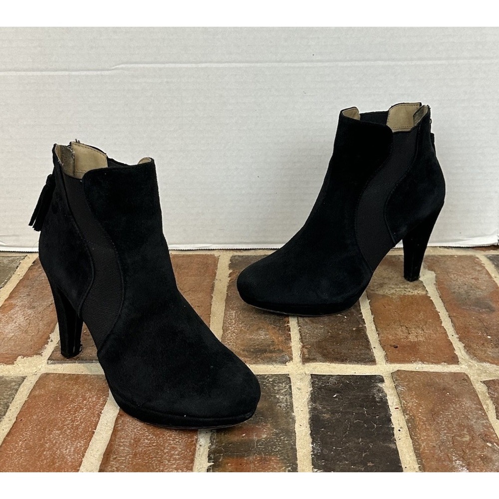 Adrienne Vittadini Pami Back‎ Suede Ankle Bootie Platform Heels Women's 7.5